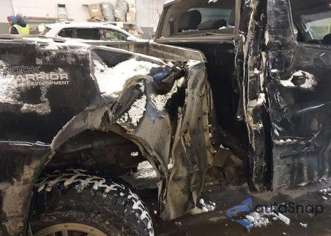 2010 Toyota Tundra Grade 5.7L V8 from USA, damaged, VIN 5TFDY5F11AX147430